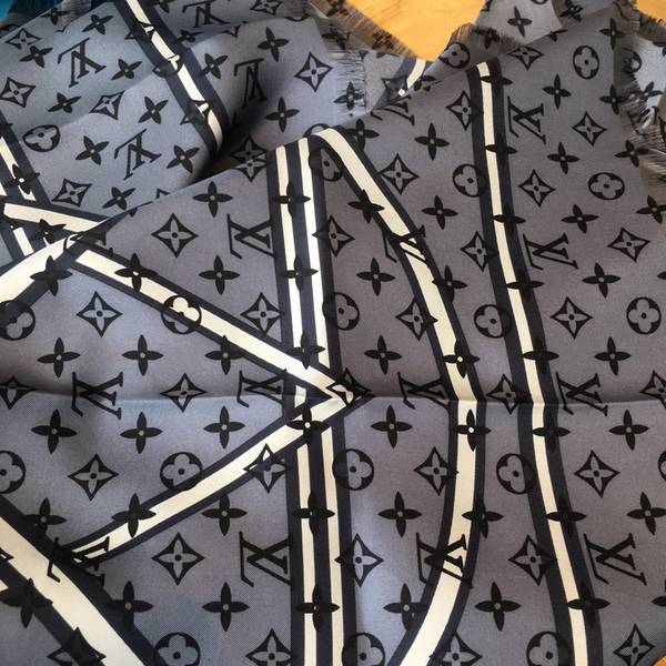 Louis Vuitton Scarf LVC00535 Louis Vuitton Scarf LVC00535